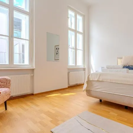 Deluxe Near The Center Apartamento Krems an der Donau