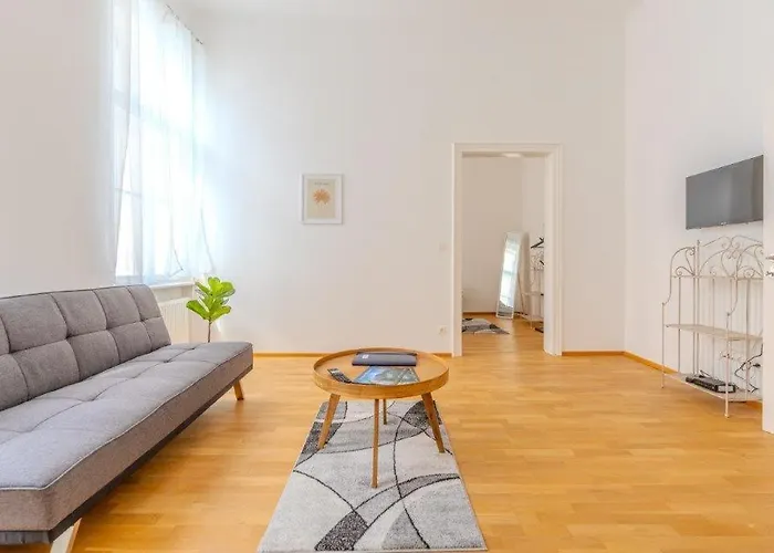 Deluxe Near The Center Апартаменты Кремс на Дунае