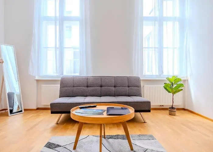 Deluxe Near The Center Апартаменты *