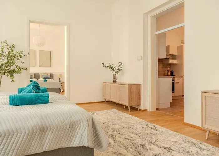 Deluxe Near The Center Апартаменты Кремс на Дунае