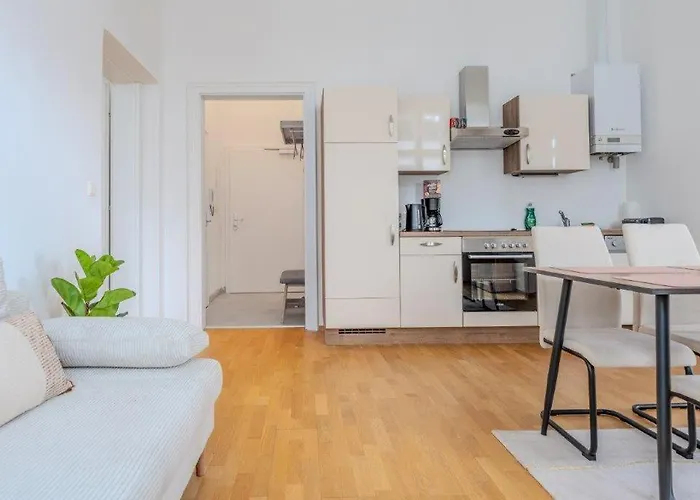 Deluxe Near The Center Апартаменты Кремс на Дунае